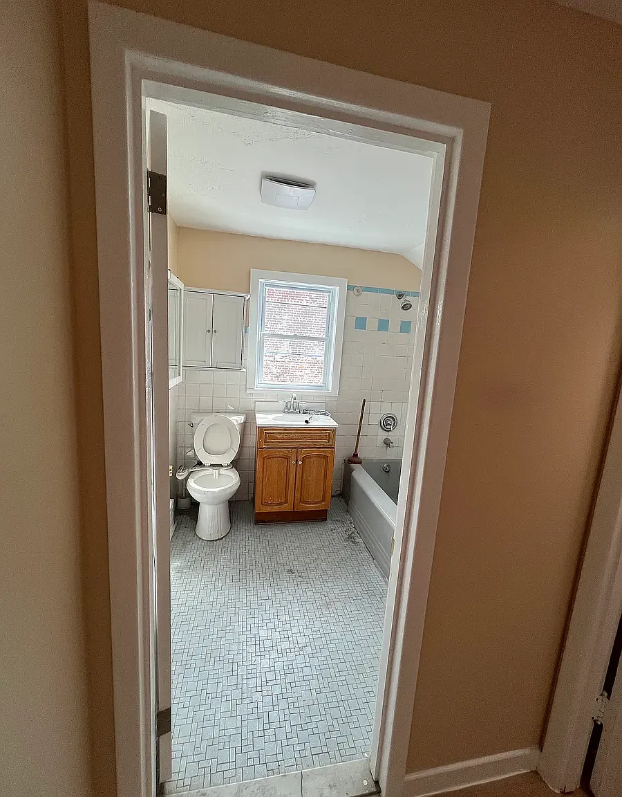 3 bed, 1400 sqft, $2,800 — Photo 2