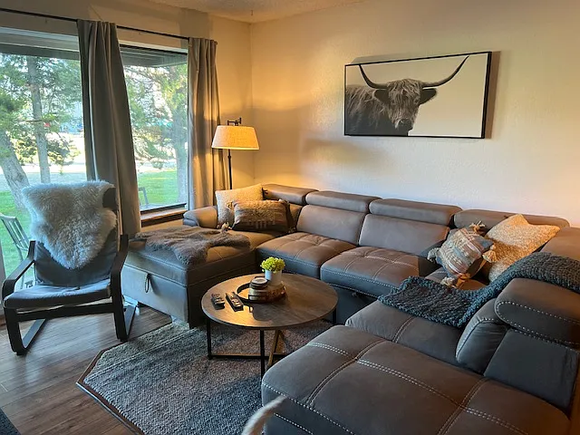 339 Meadow Mile #25-1