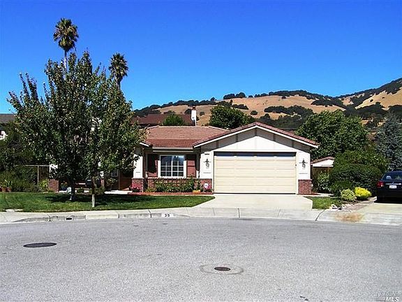 2nd image of 39 Sophia Ct