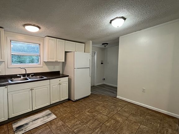 Kitchen to Laundry Room