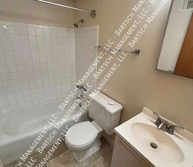 2036 S 92nd St #9 — Photo 6