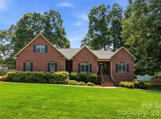 150 Saddle Wood Ln, Statesville, NC 28625