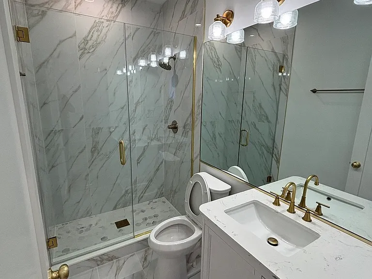 6042 S Eberhart Ave #2 — Photo 11