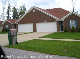 120 Clover Ct, Radcliff, KY 40160