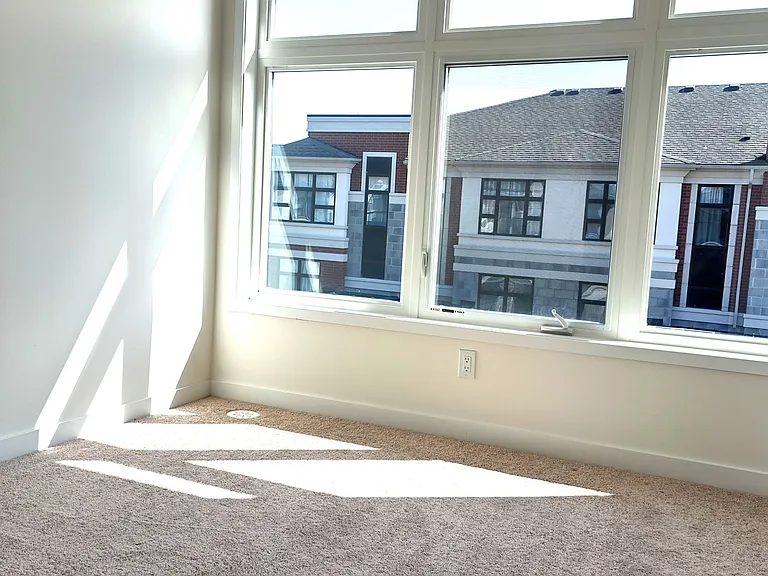 35 Wuhan Ln — Photo 6