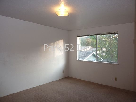 4th image of 7202 194th Ave E APT 6