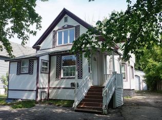 1214 69th St, Kenosha, WI 53143