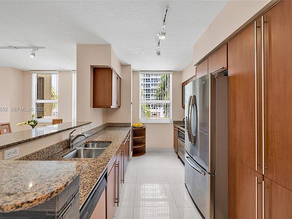 5th image of 2080 S Ocean Dr APT 202