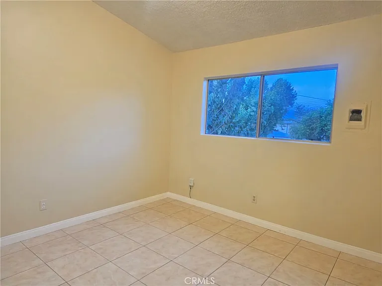2642 Maxon Rd #6 — Photo 11