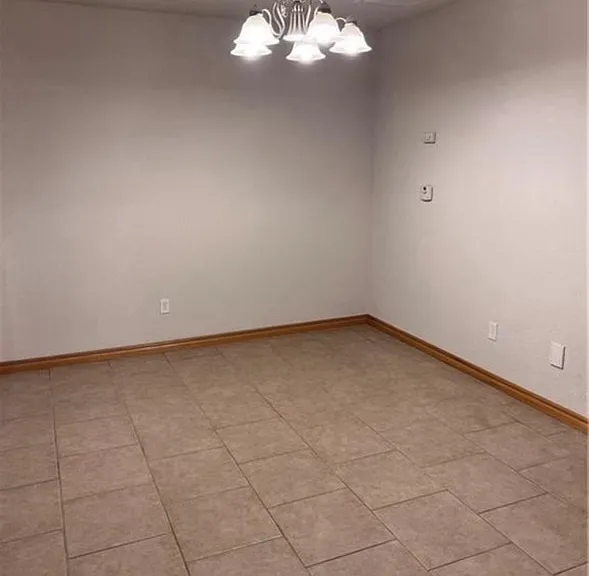 4324 Huntly Dr — Photo 3