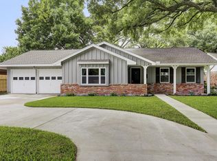 5246 Beechnut St, Houston, TX 77096