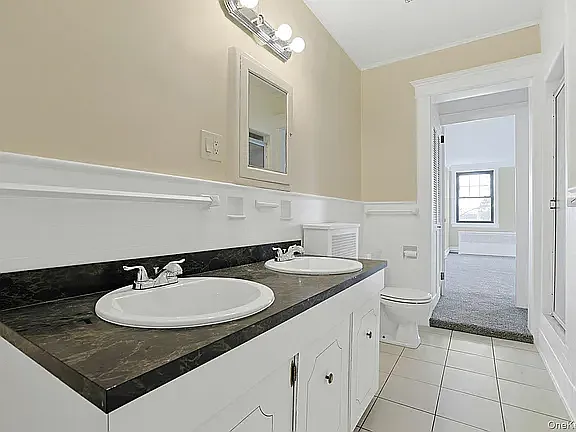 39 Neptune Ave #2 — Photo 1