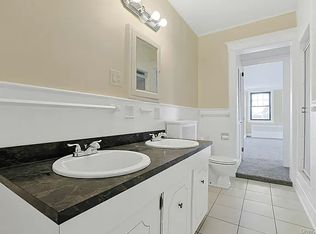 39 Neptune Ave FLOOR 2, New Rochelle, NY 10805