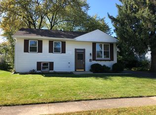 723 Surrey Dr, Streamwood, IL