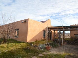 211 Dona Ana Dr, Taos, NM 87571
