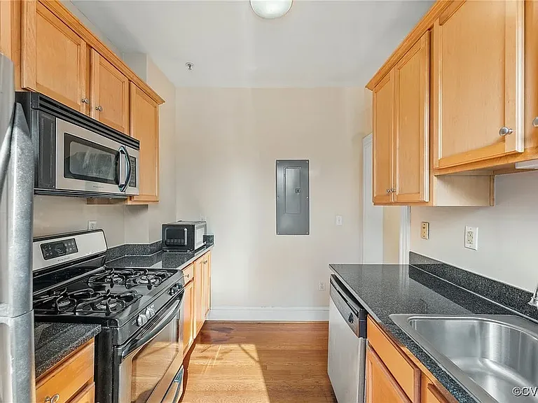 315 N 2nd St #315 — Photo 21