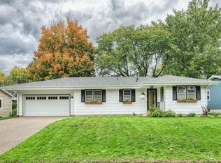 2944 Mississippi St, New Brighton, MN 55112