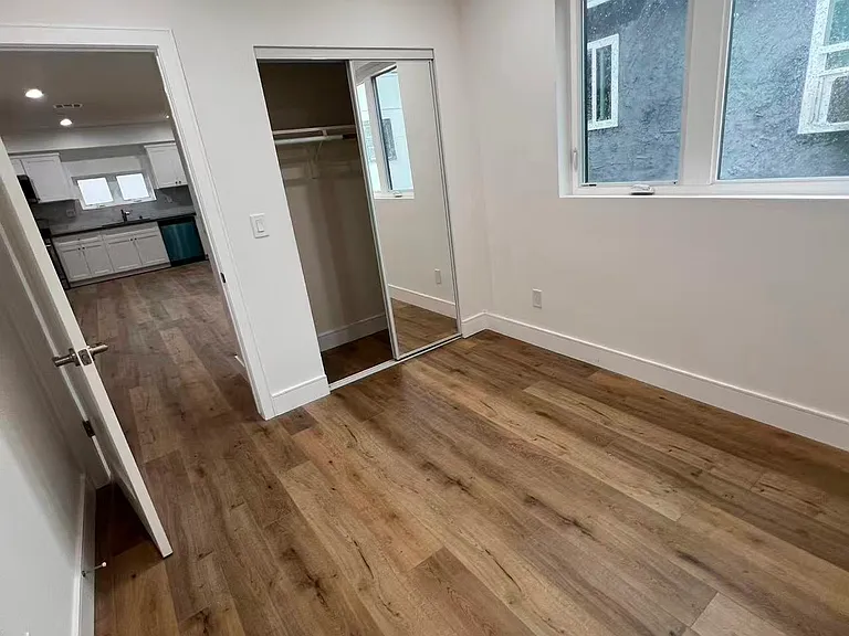 836 N Ridgewood Pl #2 — Photo 12