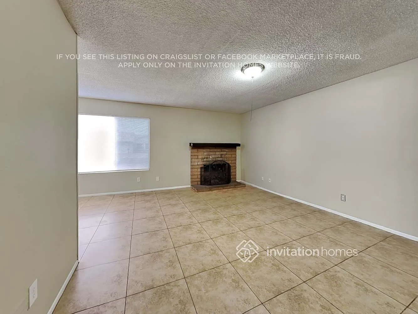 2386 W Betty Elyse Ln Phoenix, AZ 85023 — Photo 3