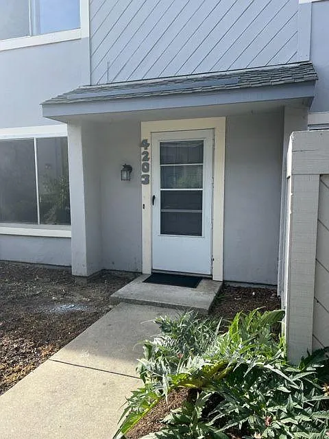 4203 Starboard Ct photo 1