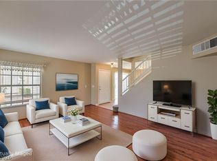 8460 Vast Horizon Ave, Las Vegas, NV 89129