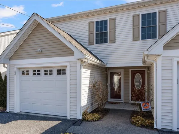 54 Andover St, North Providence, RI 02911