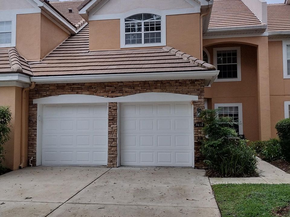 1st image of 7419 Green Tree Dr