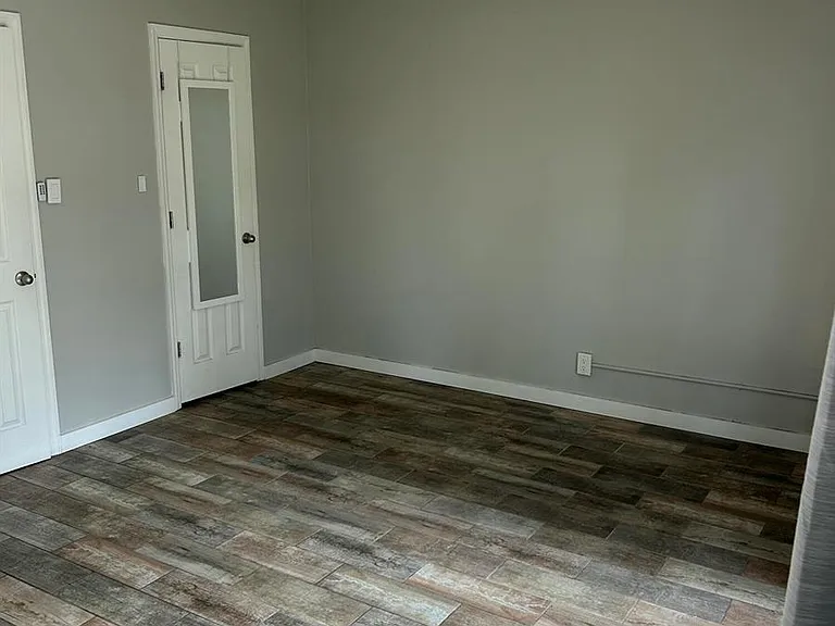214 South Rd — Photo 4