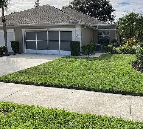 2nd image of 4033 Fairway Dr