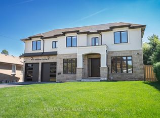 19 Maldaver Ave, Mississauga, ON L5M1W4