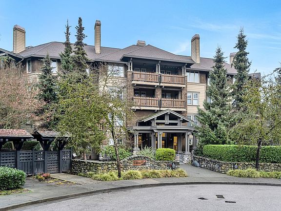 2nd image of 15 Smokey Smith Pl #206