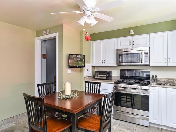 5th image of 647 Perkinswood Blvd SE