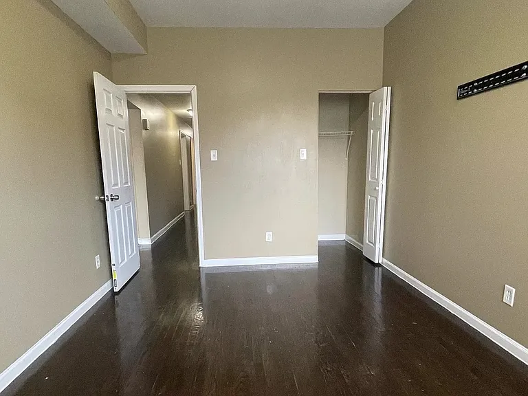 1853 S Springfield Ave #2 — Photo 3