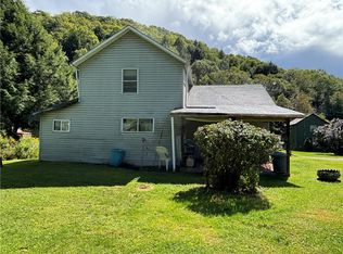 178 El Day Dr, Mount Jewett, PA 16740