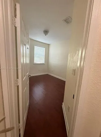 5470 NW 107th Ave #807 — Photo 5