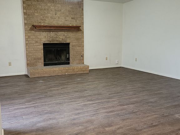 5th image of 820 N Elkhart Ave APT B