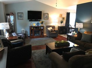 1245 Bittersweet Ln, Rochester, IN 46975