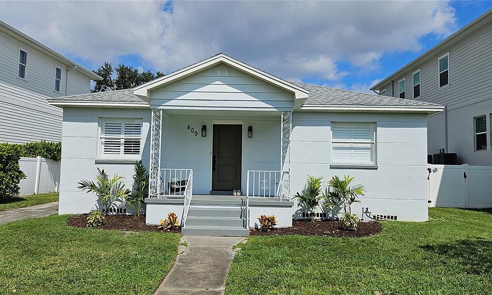 1st image of 609 Danube Ave