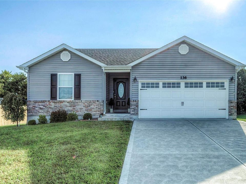 1st image of 136 Lake Tucci Cir
