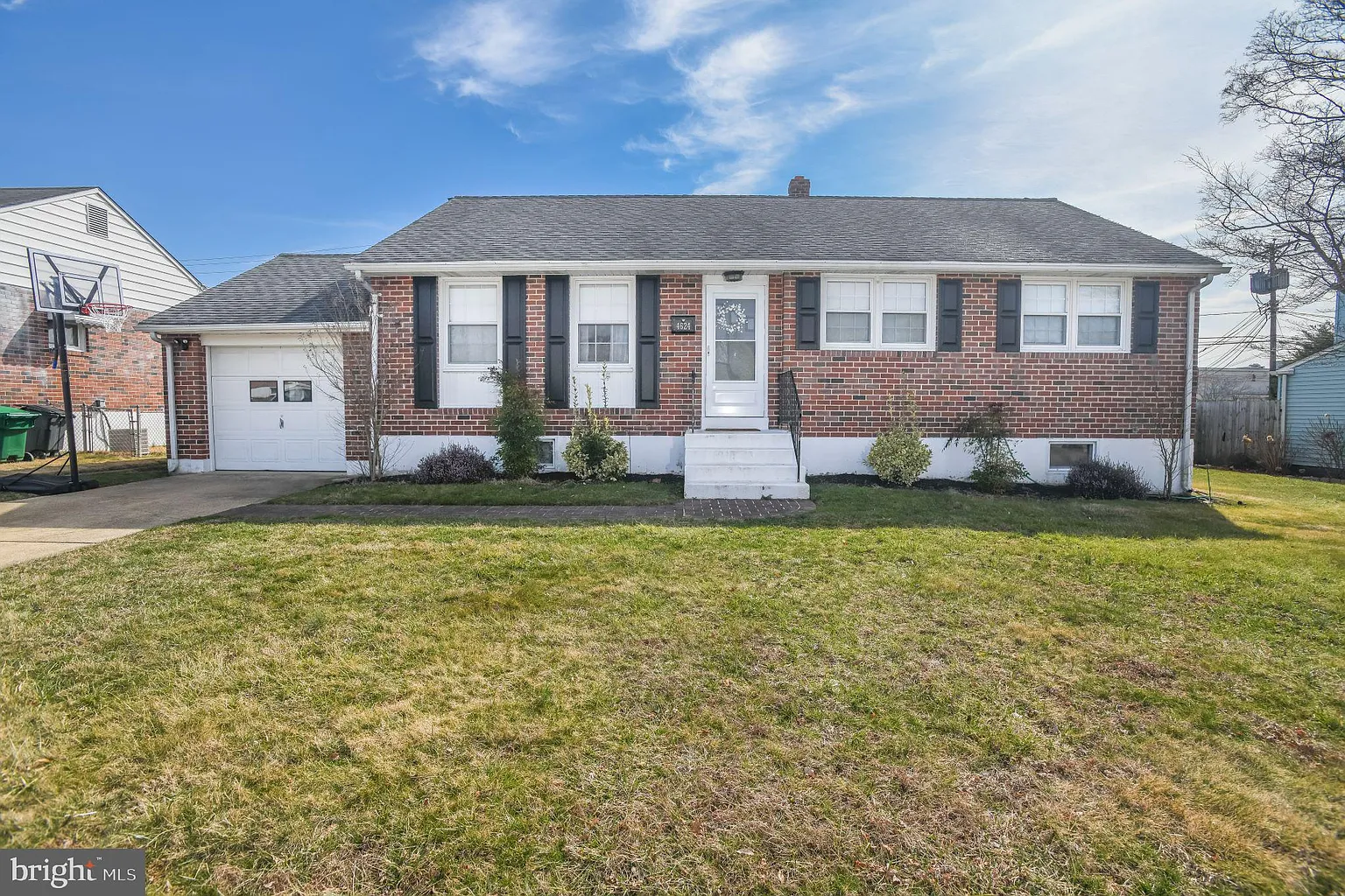 4624 Muggleton Rd photo 1