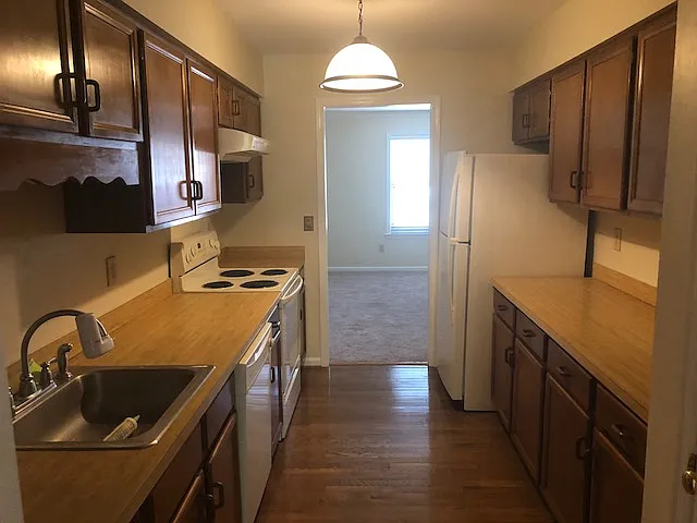 3571 Sir Wilfred Pl — Photo 10