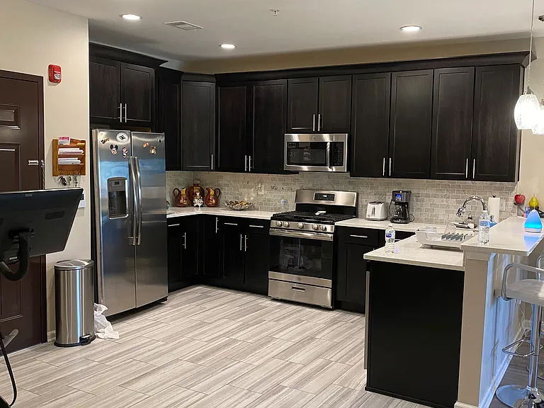 648-650 Westfield Ave #307 — Photo 7