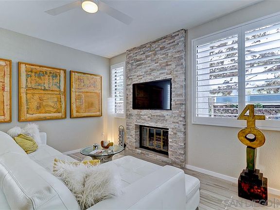 3rd image of 2204 River Run Dr Unit 15