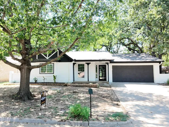 2522 Holt Rd, Arlington, TX 76006