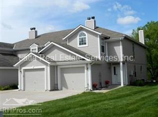 5607 NW Plantation Dr #193D, Lees Summit, MO 64064
