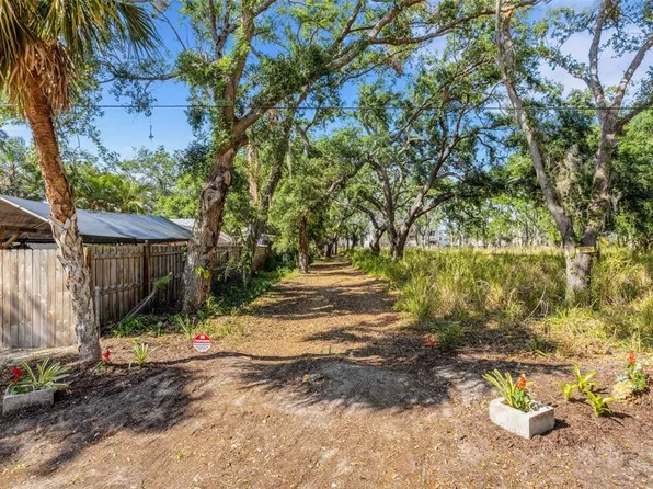 3235 51ST STREET, SARASOTA, FL 34235