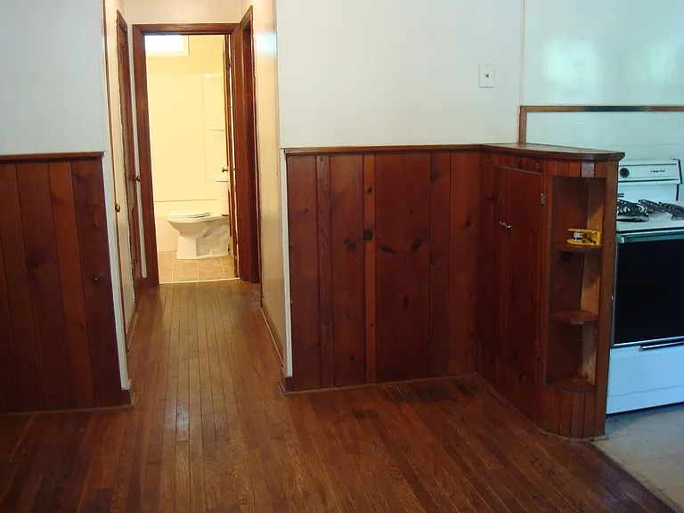 1101 Pierre St — Photo 3
