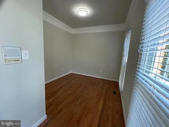 10804 Maplecrest Ln — Photo 29