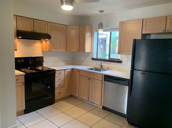 1402 Maclovia St APT G