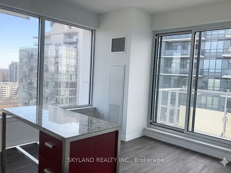 75 Canterbury Pl #1607 — Photo 3